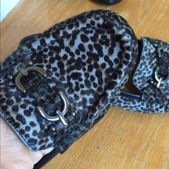 Donald J Pliner VIKY moccasin gray/black/brown fur - Picture 7 of 8